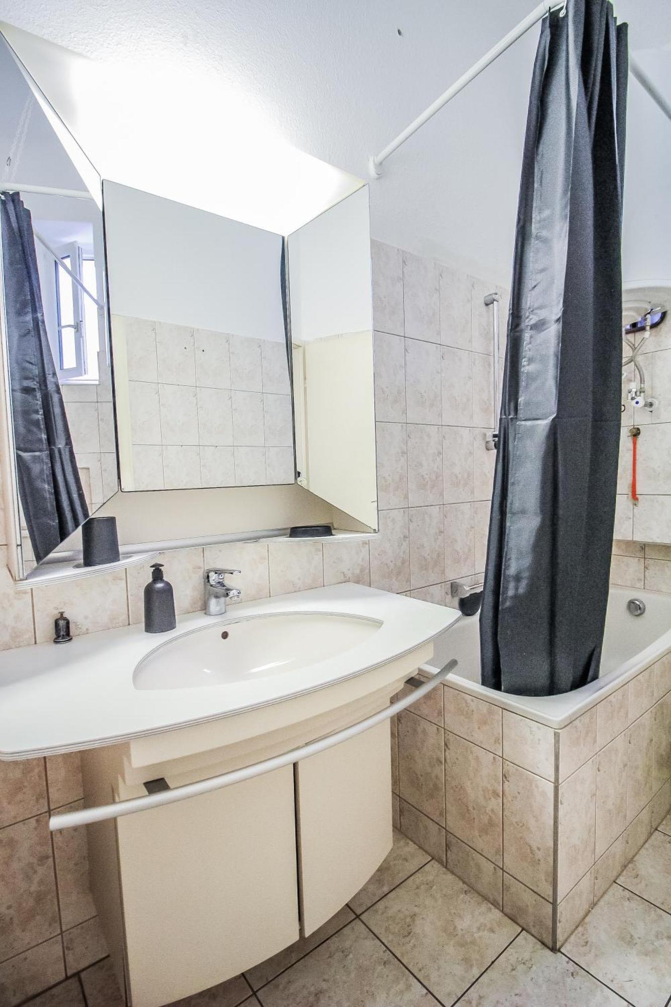 Comfortable Accommodations In The Alterlaa Area Lv5 Вена Экстерьер фото